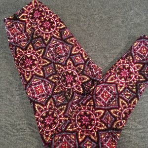 LuLaRoe leggings Tall &Curvy